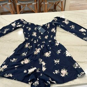 Hollister long sleeve romper